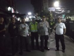 Panit Binmas Polsek Pondok Gede Ipda Prasetyo Patroli Cipta Kondisi Untuk Tingkatkan Keamanan