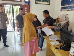 Sinergitas TNI-Polri: Penyaluran Bantuan BLT DD Dukung Masyarakat Kurang Mampu Jelang Idul Fitri 1445 H