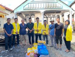 Peduli Korban Kebakaran desa Ujong Drien, PEMA UTU Salurkan Bantuan