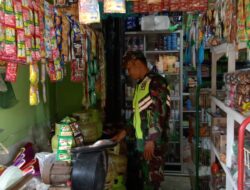 Usai Hari Raya Idul Fitri 1445 H Babinsa Koramil 09/BM Terus Cek Harga Sembako Di Pasar