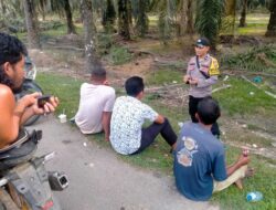 Jalin Kemitraan dan Jaga Harkamtibmas, Personel Polsek Kejuruan Muda Sambang Warga