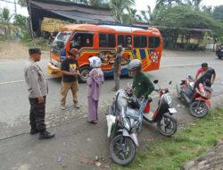 Sampaikan Pesan Pesan Kamtibmas, Personel Polsek Kejuruan Muda Sambang Warga