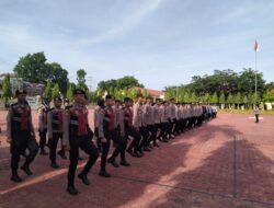 Guna Tingkatkan Kemampuan Baris-Berbaris, Personel Polres Aceh Tamiang Bersama Polsek Jajaran Gelar Latihan PBB