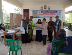 Pastikan Berjalan Lancar, Babinsa Koramil 08/Rantau Dampingi Penyaluran Bantuan Langsung Tunai
