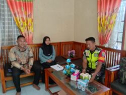 Eratkan Silaturahmi Babinsa Koramil 08/ Rantau Anjangsana Ke Rumah Warga