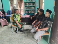 Komsos Bersama Perangkat Desa Menjadikan Hubungan Kerja Antara Babinsa Dan Aparat Desa Semakin Solid