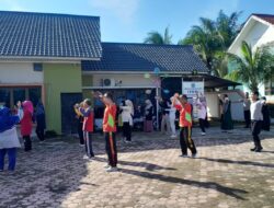 Jumat Sehat, Anggota Koramil 07/Kejuruan Muda Laksanakan Senam Bersama Forkopimcam