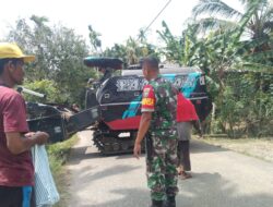 Komsos Babinsa, Berikan Semangat Warga Binaan Usaha  Combine Harvester