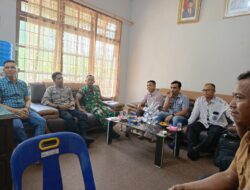 Kanit Binmas Polsek Seruway Wakili Kapolsek Hadiri Rakor di Kantor Camat Setempat