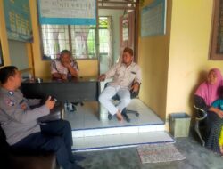 Sambangi Kantor Desa, Ini Pesan Bhabinkamtibmas