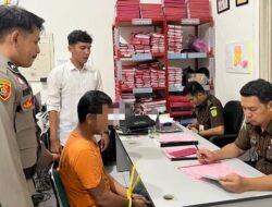 Polres Pidie Jaya Serahkan Tersangka dan Bukti Perjudian Online: Komitmen Tegas dalam Penegakan Hukum