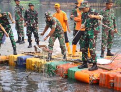 Sinergitas TNI, Polri dan Elemen Masyarakat Karya Bakti Dalam Rangkaian HUT ke-79 TNI