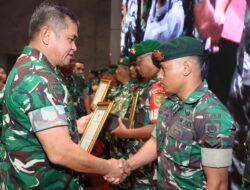 Sertu Tagris Ayomi dari Yonzipur 10 Kostrad Raih Penghargaan Kasad Atas Keberhasilan Program TNI AD Manunggal Air