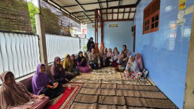 Giat Polisi Aipda Nia Utami Mengaji bareng Di Kecamatan Pondok Melati