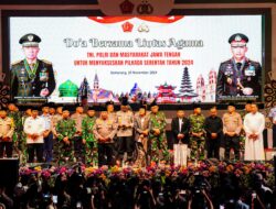 Kapolri dan Panglima TNI Hadiri Doa Lintas Agama di Semarang