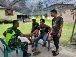 Cegah Kenakalan Remaja Babinsa Laksanakan Komsos Dengan Pemuda