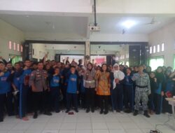 Polwan Polsek Pondok Gede Memantapkan Anti Bullying Di Hari Terakhir Pada Pelajar SMA 16 Bekasi.