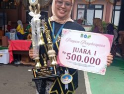 Reni Rahmawati Juara Pertama Lomba Kader PKK Berprestasi Tingkat kecamatan Pondok Gede Jatiwaringin Raih Lima Penghargaan Dalam Peringatan Hari Ibu.