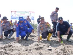 100 Hari Asta Cita Presiden, Polres Aceh Timur Tanam Pohon Mangrove