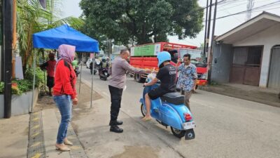 Siapapun Boleh Menaruh, Siapapun Boleh Mengambil “Kisah Inspiratif Jumat Berbagi di Jatisampurna Sejak 2019”