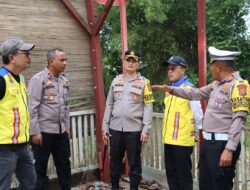 Kapolres Pidie Jaya dan Kepala PUPR Aceh Bersinergi Tinjau Longsor di Jalur Vital Banda Aceh-Medan
