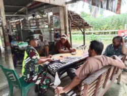 Ciptakan Kedekatan Dengan Warga, Babinsa Laksanakan Komsos