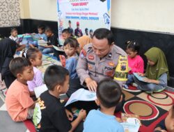Bhabinkamtibmas Peduli Anak; Di Demak Aipda Sugimin Buat Perpustakaan Keliling