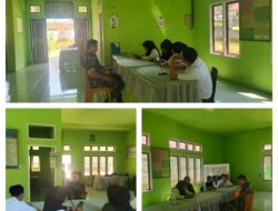 BABINSA KODIM 1311/MOROWALI DESA TANAUGE LAKUKAN MONITORING DAN SILATURAHMI DENGAN APARAT DESA WILAYAH BINAAN