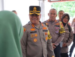 Kasatlantas Polres Aceh Tamiang Dampingi Kapolres Tinjau Dapur Umum MBG