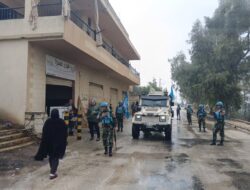 Satgas Indobatt XXIII-R Gelar Foot Patrol di Lebanon Selatan, Jaga Stabilitas dan Keamanan