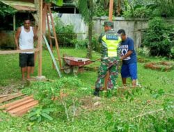 Babinsa Pos Ramil Tenggulon Bersama Warga Gotong Royong Bangun TPA Al-Hidayah