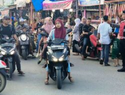 Intens Patroli, Anggota Samapta Polres Aceh Timur Hadir Berikan Rasa Aman Bagi Warga Yang Ngabuburit