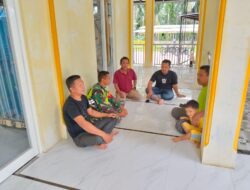 Bulan Ramadhan Bukan Jadi Penghalang Bagi Babinsa Untuk Komsos Bersama Warganya