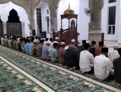 Wakapolres Pidie Jaya dan Wakil Bupati Gelar Buka Puasa Bersama & Safari Tarawih di Mesjid Baitul Muqarram