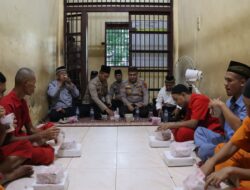 Berbagi Kebahagiaan, Kapolres Aceh Tamiang Buka Puasa Bersama Tahanan