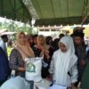 Ratusan Warga Begitu Antusias Dalam Mengantri Pembagian Beras Bulog