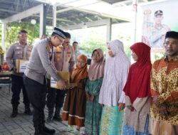 Jumat Berkah: Polres Pidie Salurkan Bantuan untuk Anak Yatim dan Warga Kurang Mampu