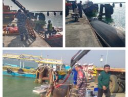 TNI AL Dan Tim SAR Gabungan Evakuasi Laka Laut Km.Sinozi Di Pelabuhan Patimban Subang