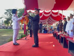 Kapolres Pidie Jaya Pimpin Upacara Penurunan Bendera HUT RI ke-80 di Meureudu