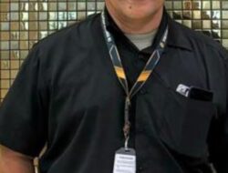 Wartawan Diteror, Anak Trauma, Negara Diam  Prof. Sutan: Demokrasi Kita Sedang Sekarat!”