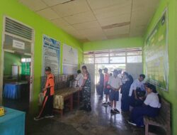 Sukseskan Program MBG , Babinsa Simpang Raya Dampingi Pendistribusian Makan Bergizi Gratis