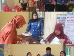 Kasie Kesos Kelurahan Jatiwaringin Memfasilitasi Penyaluran Bantuan Kemensos Untuk KPM.
