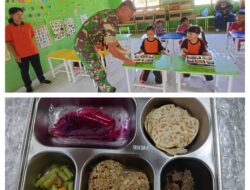 Babinsa Kawal Pendistribusian Makanan Bergizi Gratis Di Kecamatan Simpang Raya