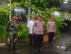 Kapolsek Bekasi Barat Pimpin Apel Gabungan, Siapkan Pengamanan Ketat Malam Tahun Baru 2026.