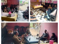 Jalin Kamtibmas, Babinsa Koramil 03/Batui Komsos Bersama Kades Dan Warga Desa Binaan