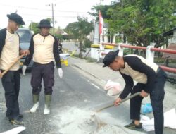 Tak Hanya Amankan, Polsek Nurussalam Turun Tangan Langsung