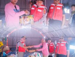 Menerjang Air Demi Kemanusiaan, Kapolres dan Bupati Aceh Tamiang Antar Bantuan ke Pengungsian Di Kecamatan Sekerak