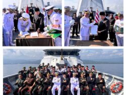 Peringati Hari Dharma Samudera, Kodaeral VI Gelar Upacara di KRI Marlin Dirangkaikan Tabur Bunga dan Bakti Sosial