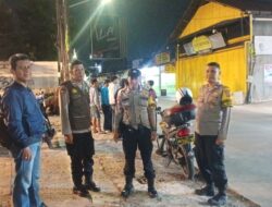 Sigap dan Humanis, Polsek Pondok Gede Bubarkan Aksi Balap Lari Remaja Jelang Sahur di Jatimakmur.