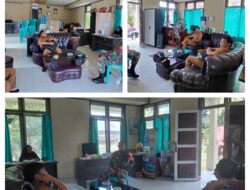 Perubahan Cuaca Yang Tidak Menentu, Babinsa Mengingatkan Warganya Agar Tetap Waspada